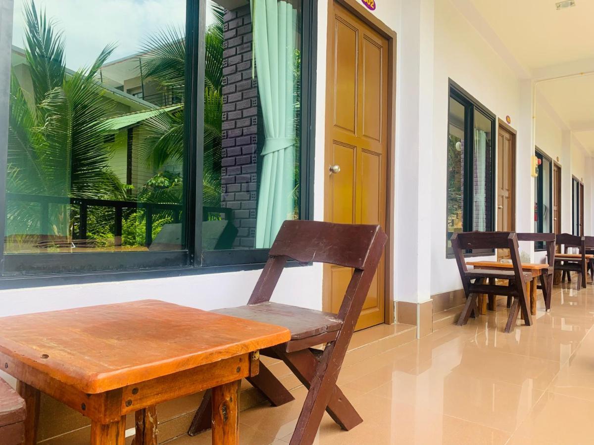 View Garden Resort Phi Phi Don Exterior photo
