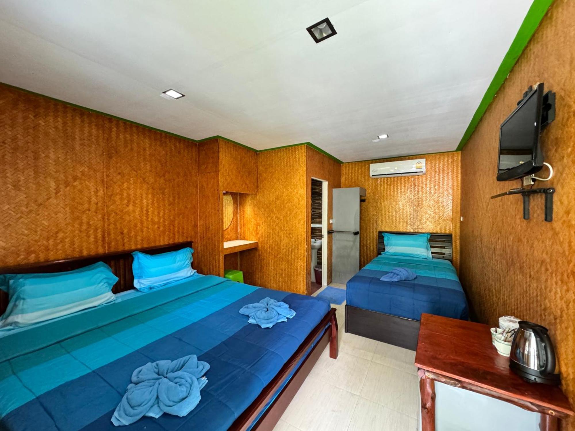 View Garden Resort Phi Phi Don Exterior photo